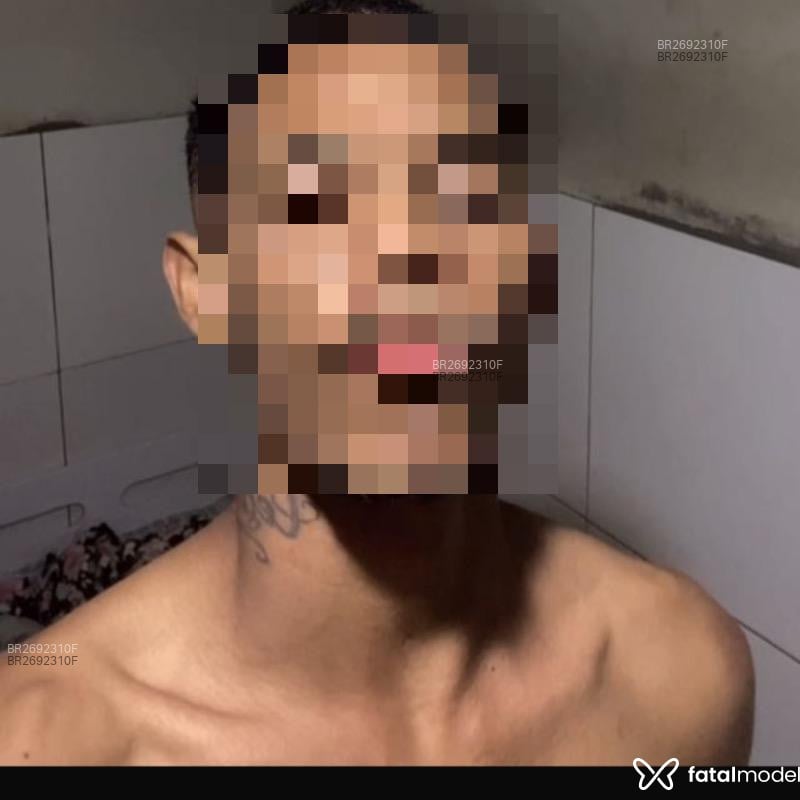 Acompanhante Henrique - Feed