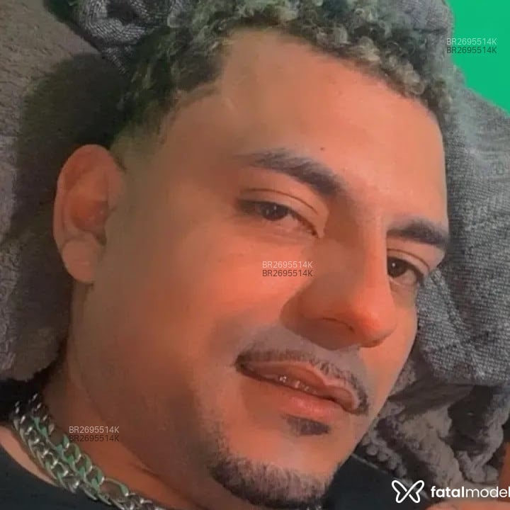 Acompanhante Tesudo - Feed