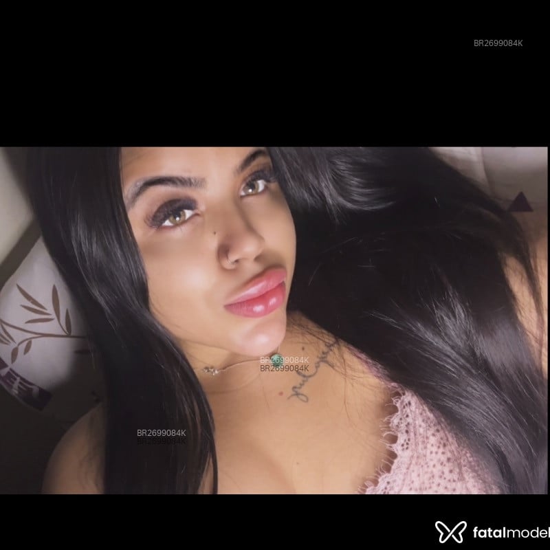 Acompanhante Bella - Feed