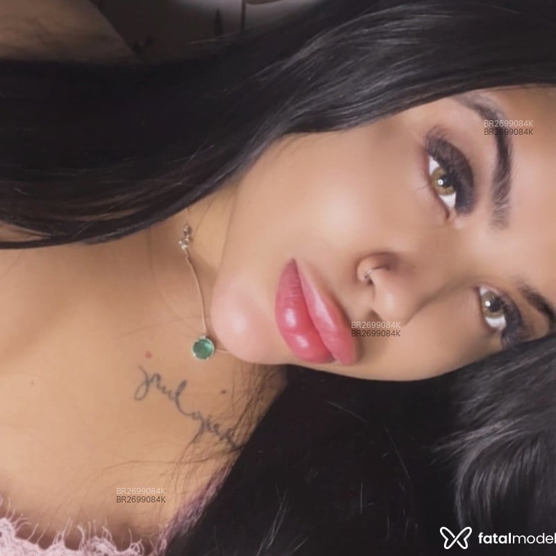 Acompanhante Bella - Feed