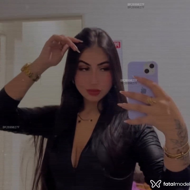 Acompanhante Aninha - Feed
