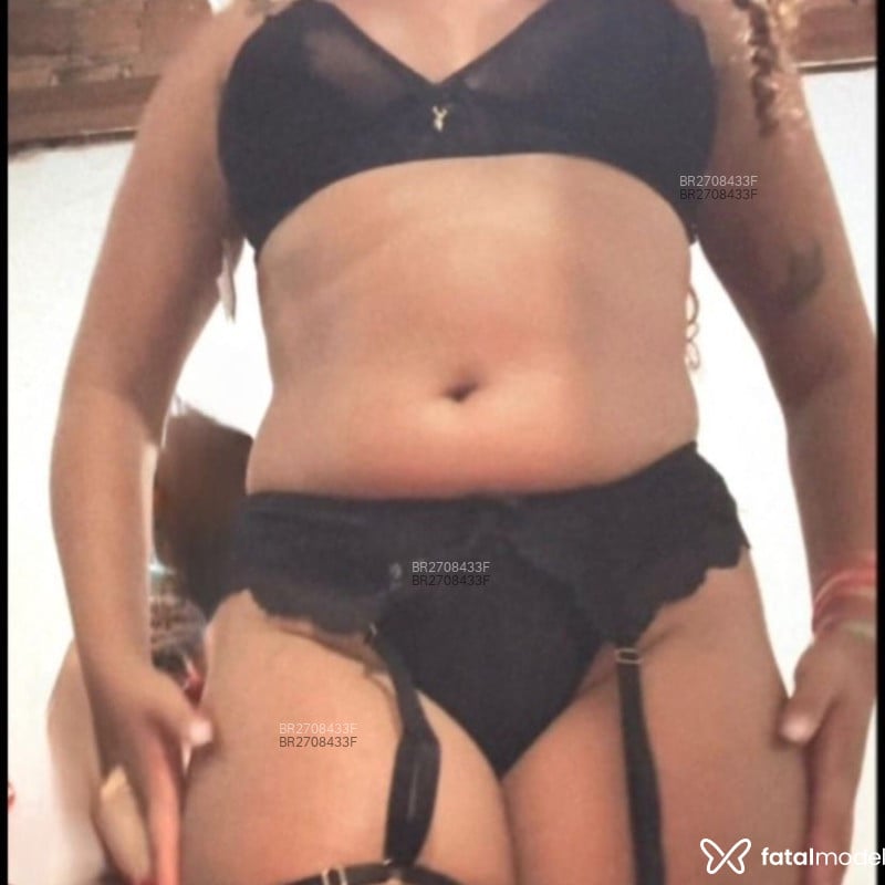 Acompanhante Camila Tavares - Feed