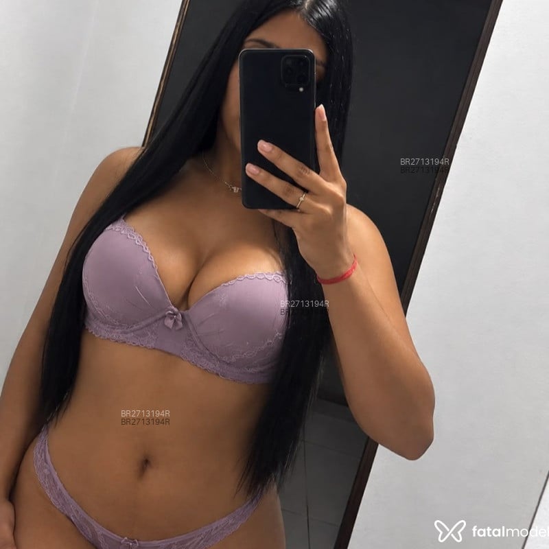 Acompanhante Larissa - Feed