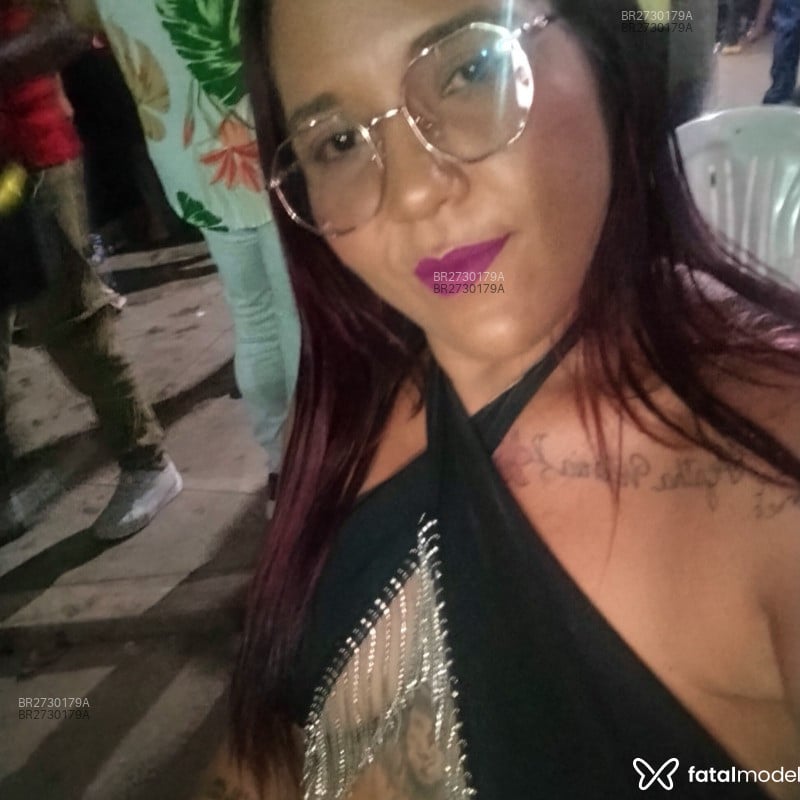 Acompanhante Fabricia - Feed