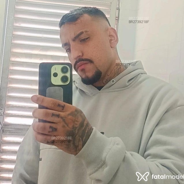 Acompanhante Estevão Ferreira - Feed