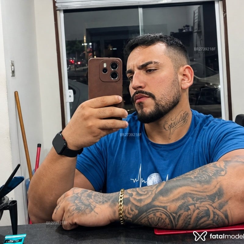 Acompanhante Estevão Ferreira - Feed