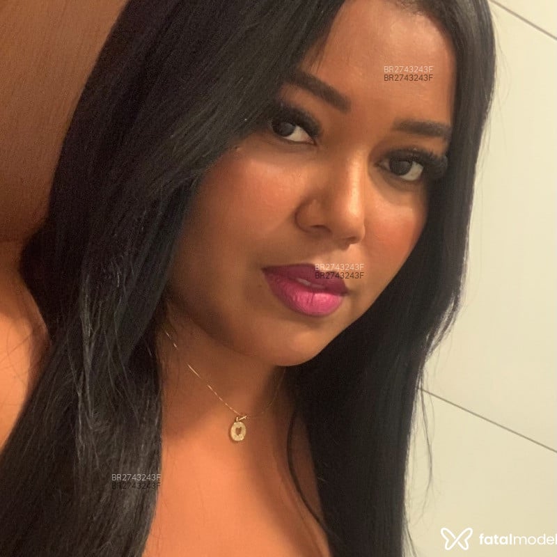 Acompanhante Nicole - Feed