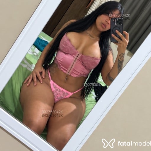 Acompanhante Juju Morena - Feed
