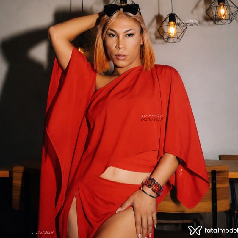 Acompanhante Blanca - Feed