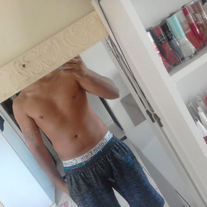 Acompanhante Richarlison - Feed