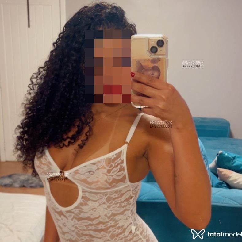 Acompanhante Lara Santos - Feed