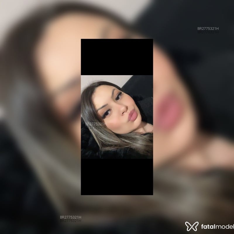 Acompanhante Julia - Feed