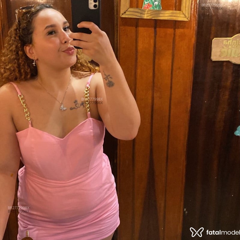 Acompanhante Gaby Urach - Feed