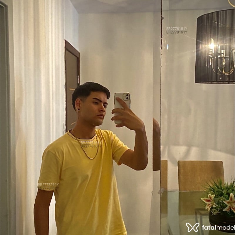 Acompanhante Luan - Feed