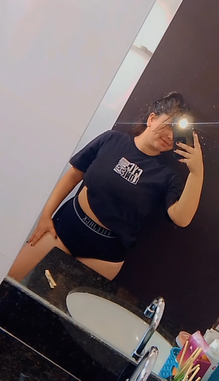 Acompanhante Aninha - Feed