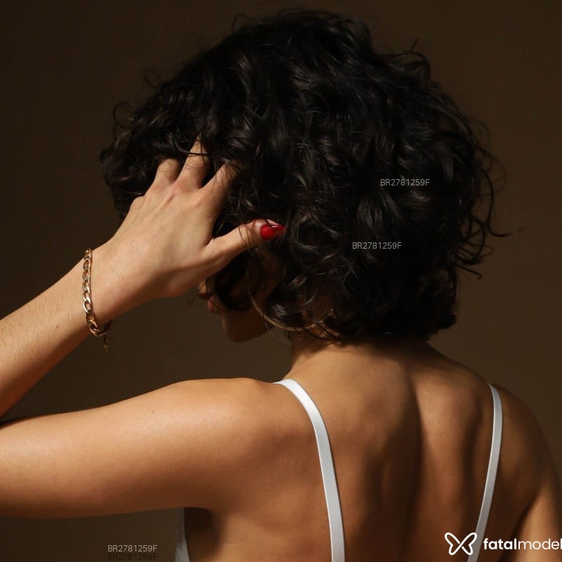 Acompanhante Violeta - Feed