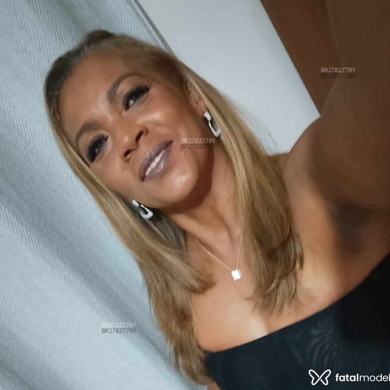 Acompanhante Claudia Novaes - Feed