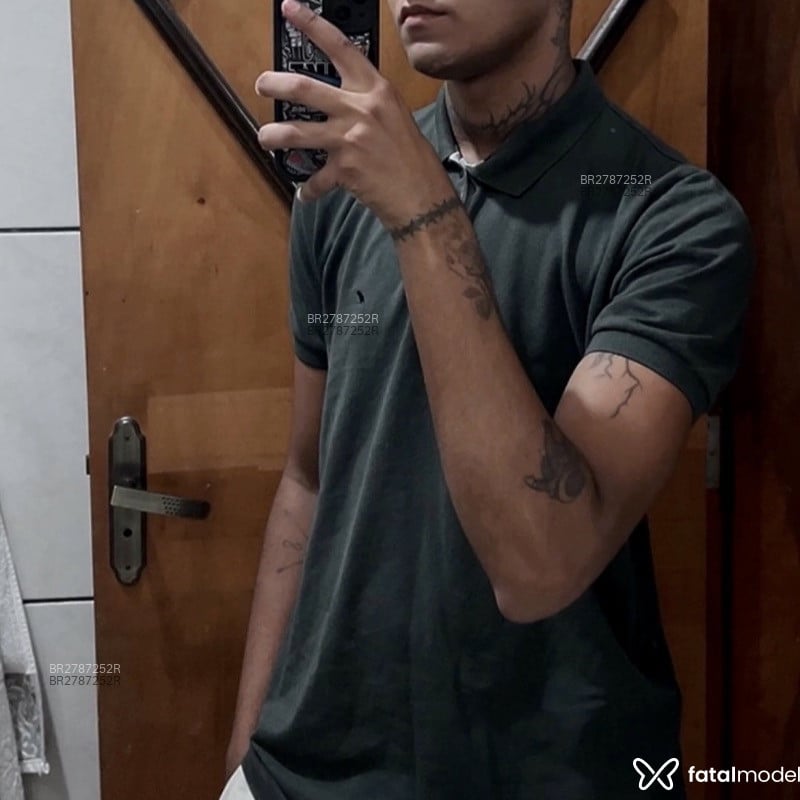 Acompanhante Caique Henrique - Feed