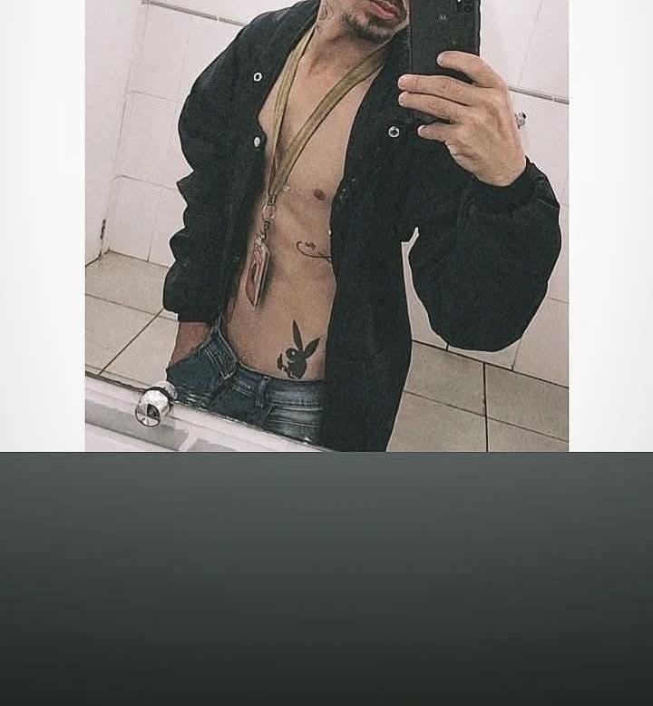 Acompanhante Lucas - Feed