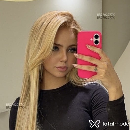 Acompanhante Monique Shucsz - Feed