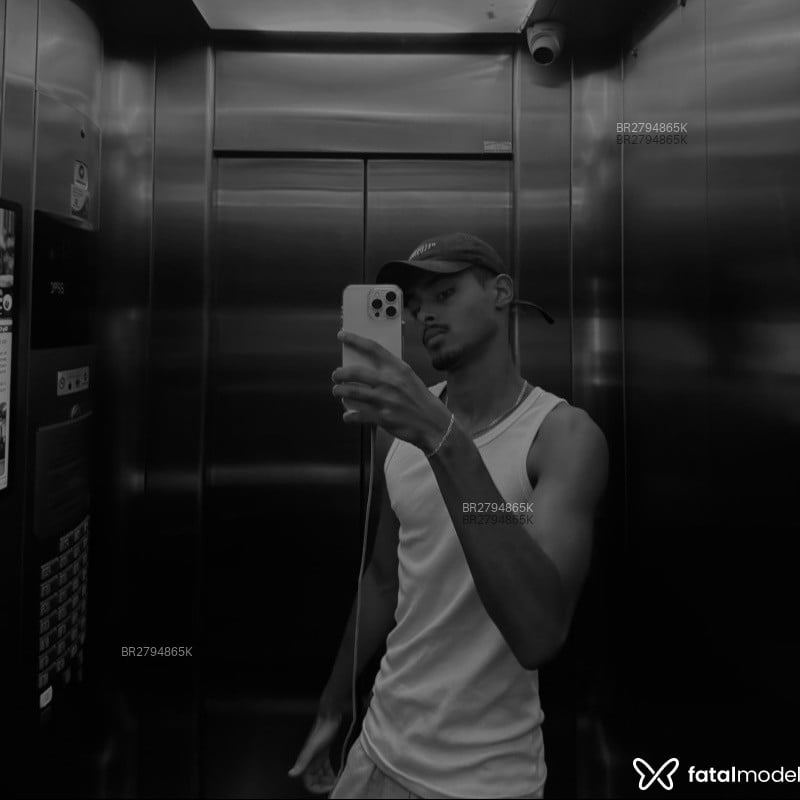 Acompanhante Luis - Feed