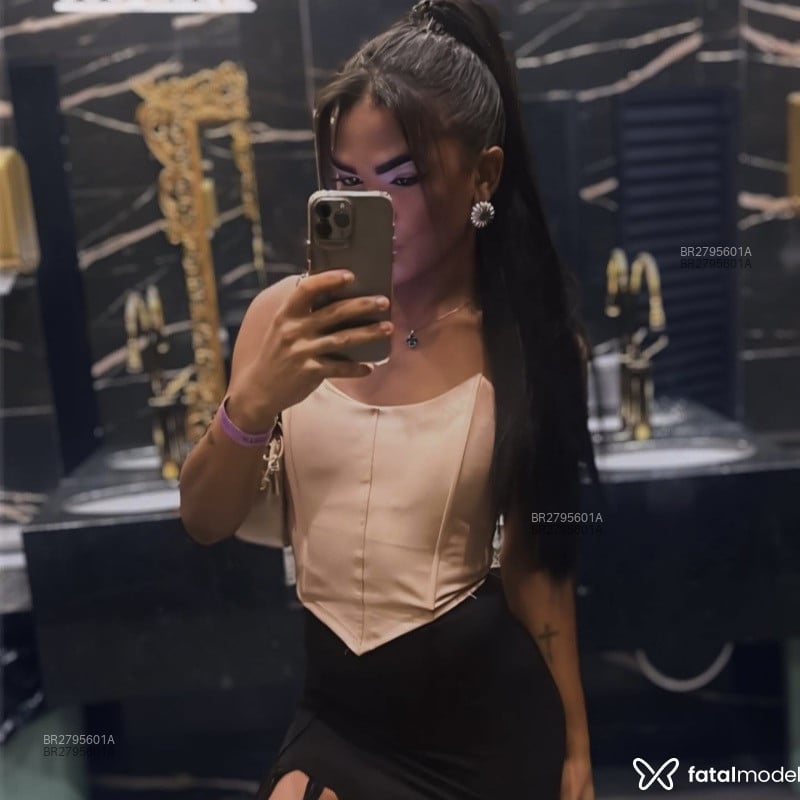 Acompanhante Dani - Feed