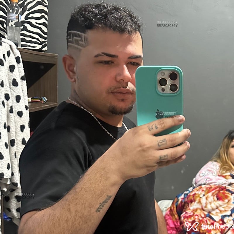 Acompanhante Moreninho - Feed