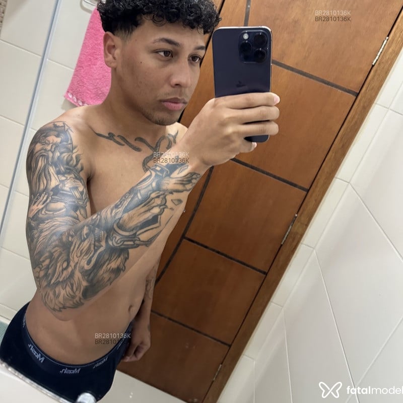 Acompanhante Dias - Feed