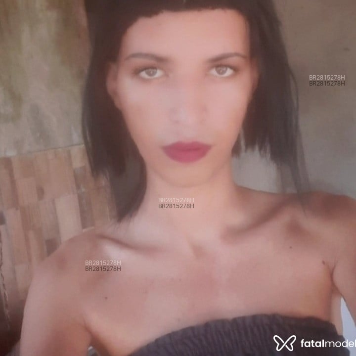 Acompanhante Cris - Feed