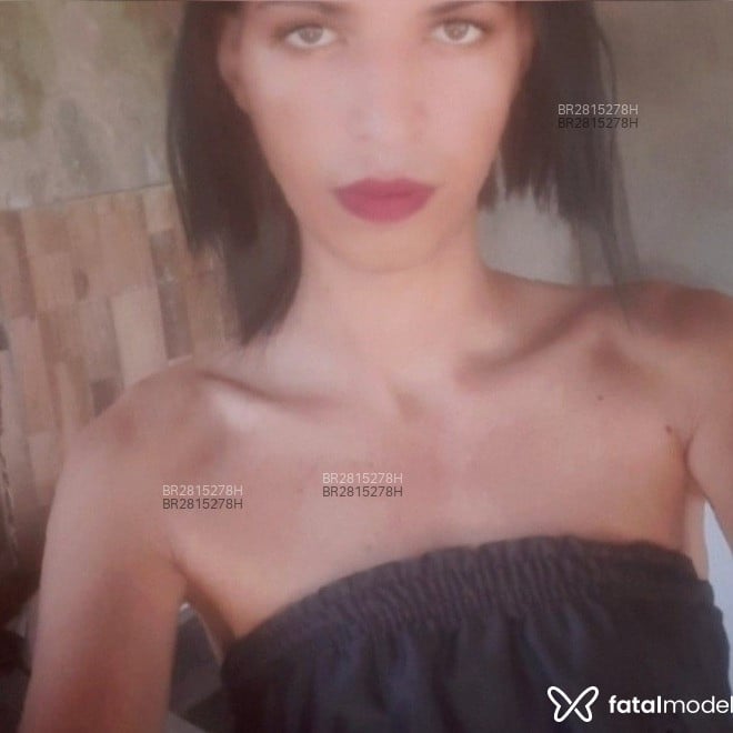 Acompanhante Cris - Feed