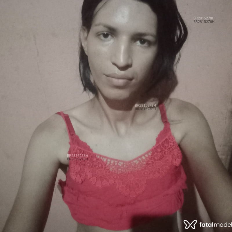 Acompanhante Cris - Feed