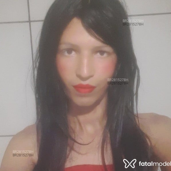 Acompanhante Jenni - Feed