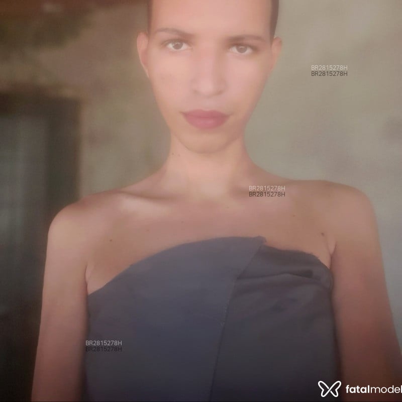 Acompanhante Jenni - Feed