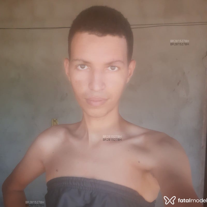 Acompanhante Jenni - Feed