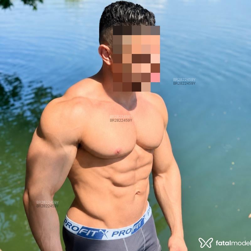 Acompanhante Victorio - Feed