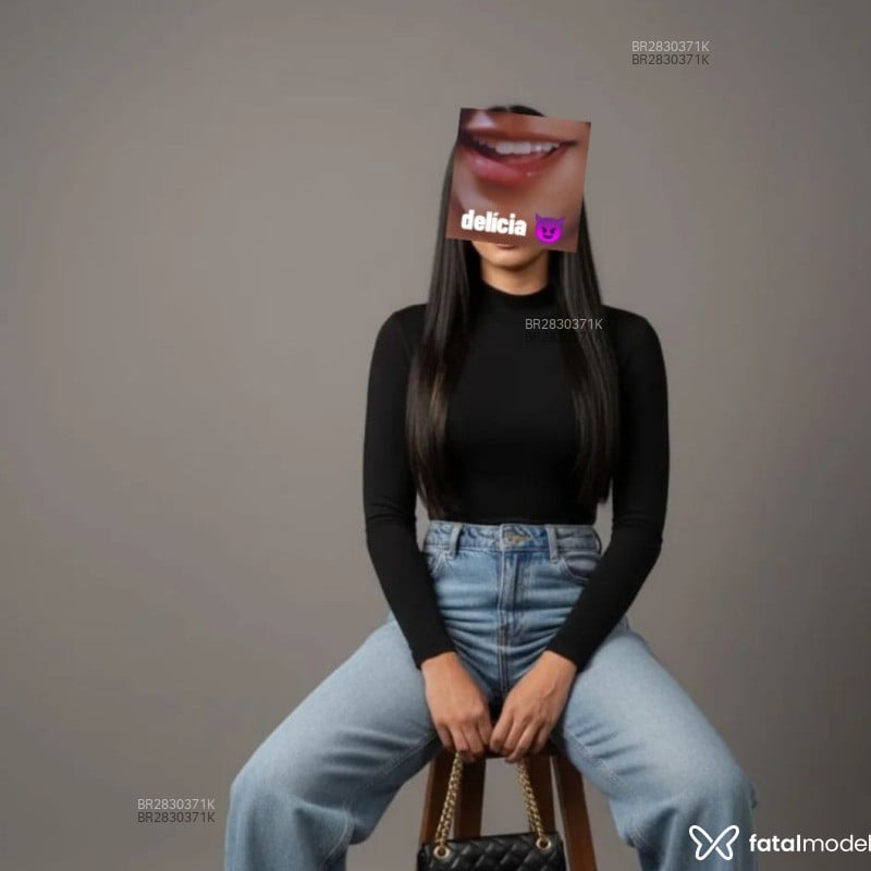 Acompanhante Esmeralda Brito - Feed