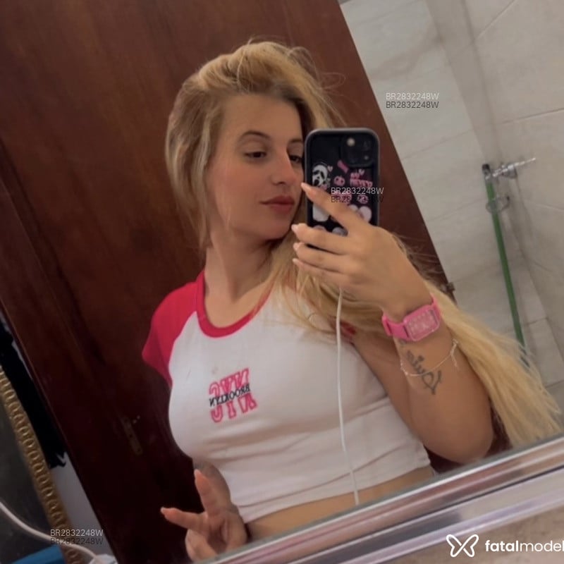 Acompanhante Laura - Feed