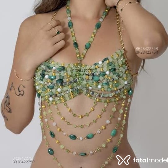 Acompanhante Lina Yasmim - Feed
