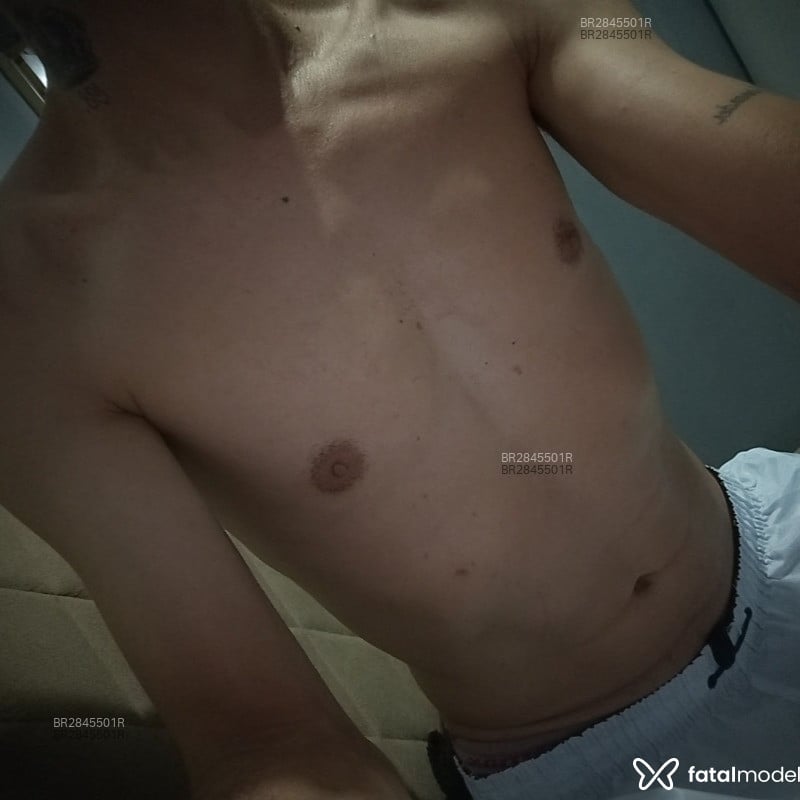 Acompanhante Vinícius - Feed