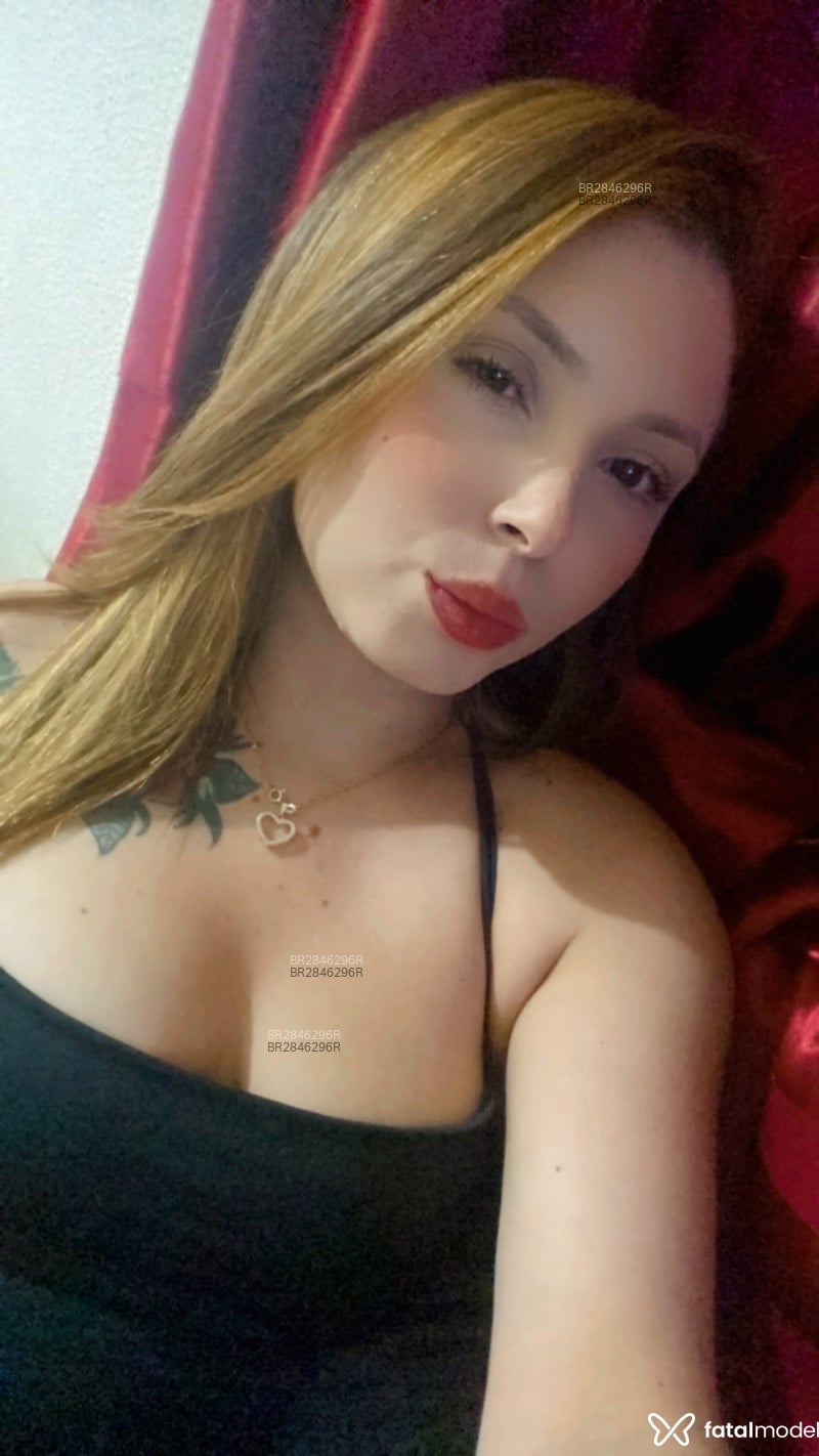 Acompanhante Luiza - Feed