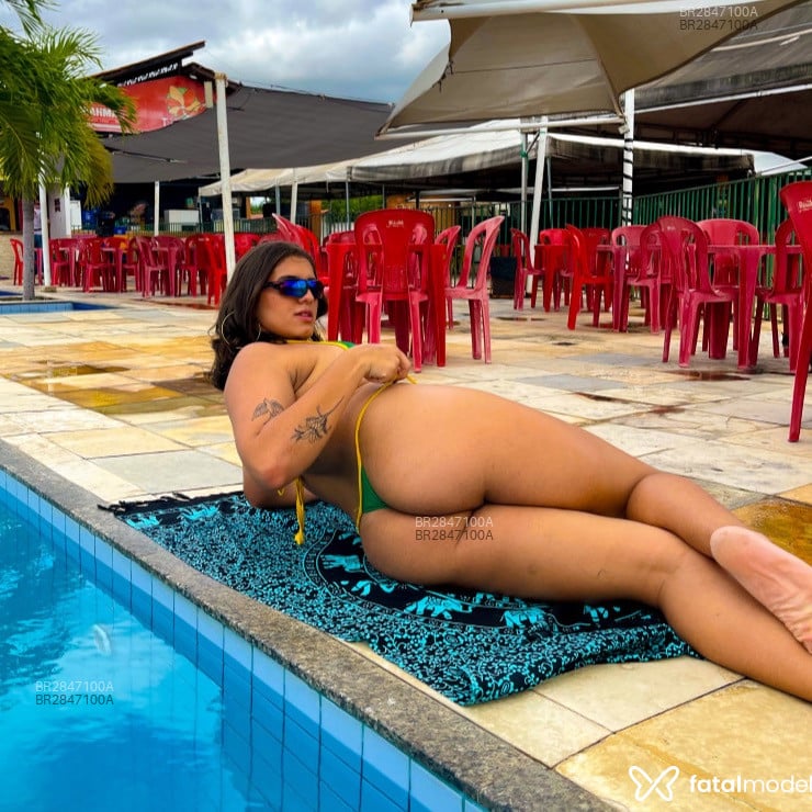 Acompanhante Felipa - Feed