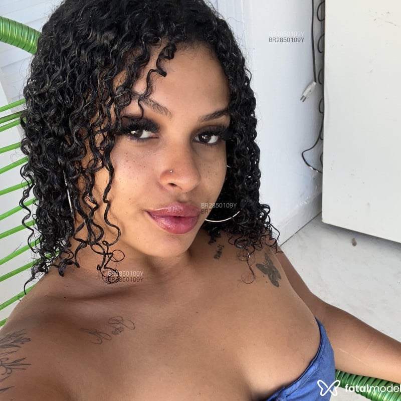 Acompanhante Morena - Feed