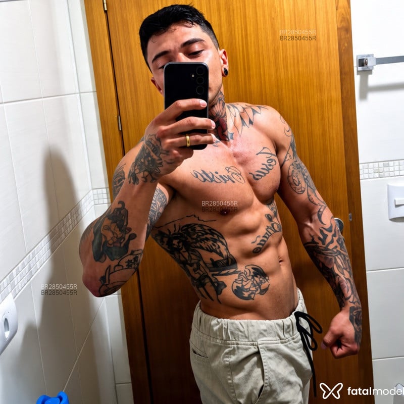Acompanhante Igor Guilherme - Feed