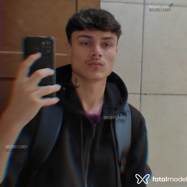 Acompanhante Alexandre - Feed