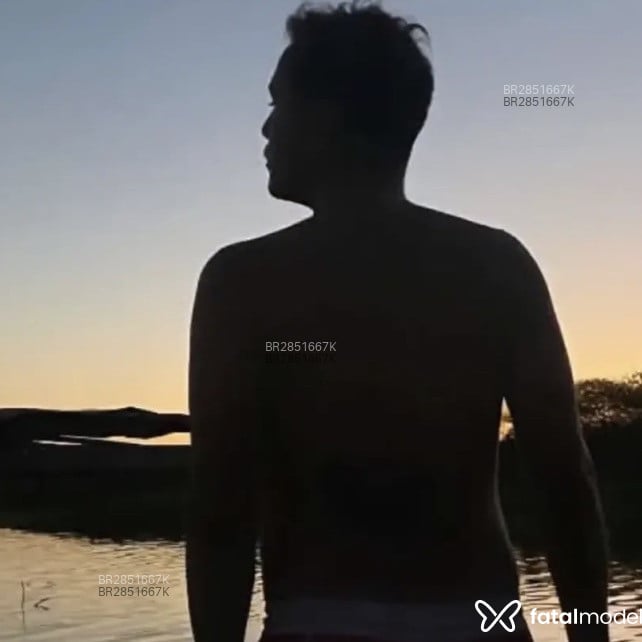 Acompanhante Vitinhodelírio - Feed