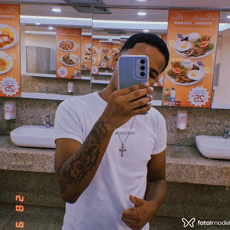 Acompanhante Wzinho - Feed