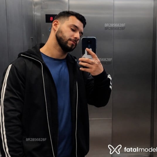 Acompanhante Leandro Lopes - Feed