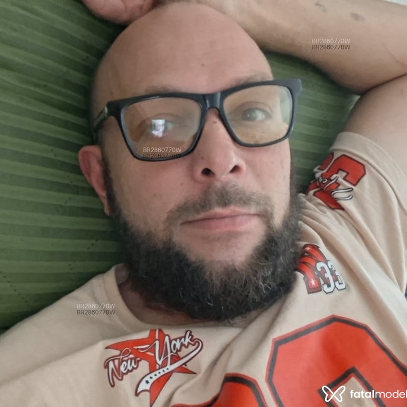 Acompanhante Rodolfo Rezende - Feed