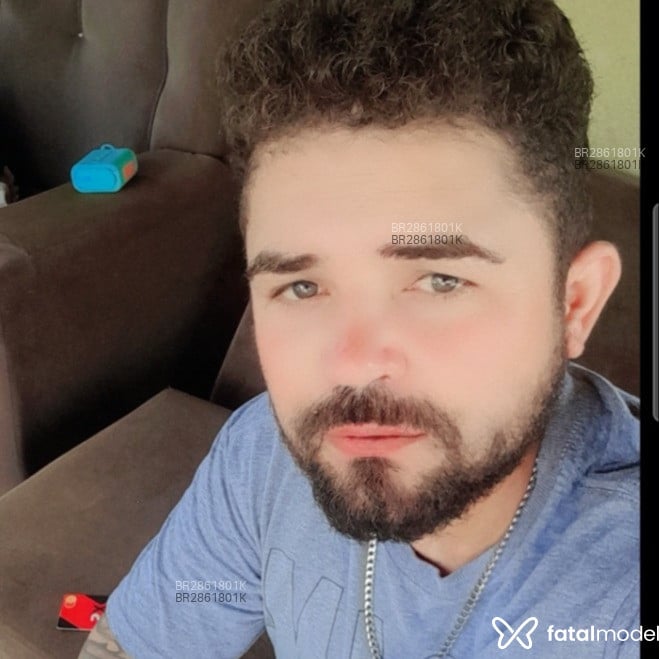 Acompanhante Cristiano - Feed