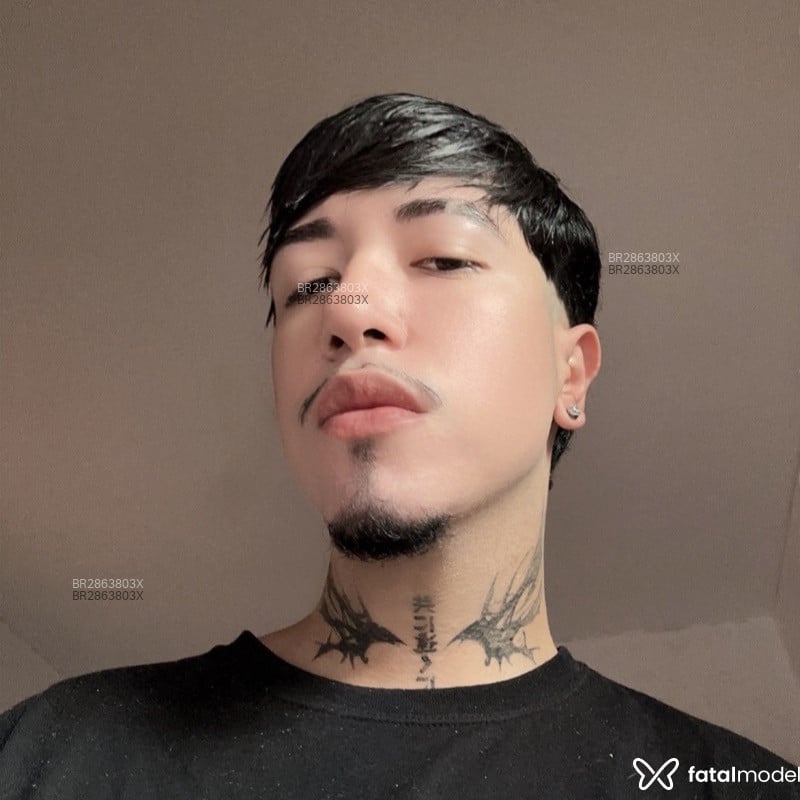 Acompanhante Juxx Ribeiro - Feed